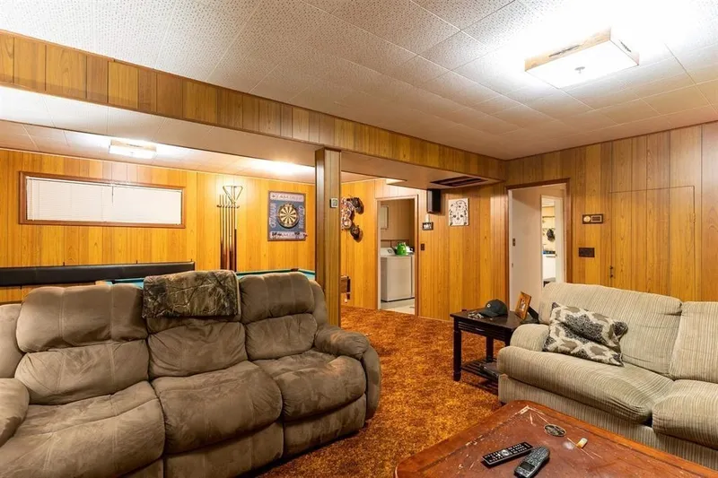 11275 KENDALE WAY - photo 4 of 10