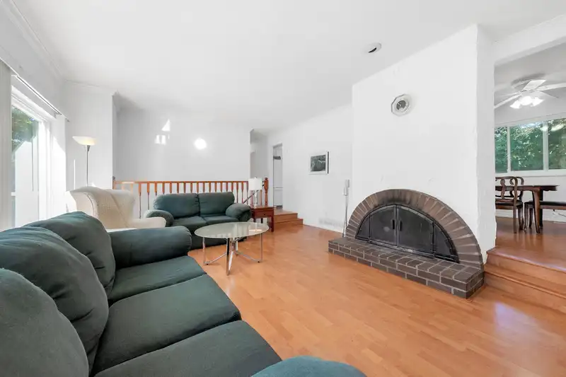 8162 WILTSHIRE BOULEVARD - photo 3 of 22