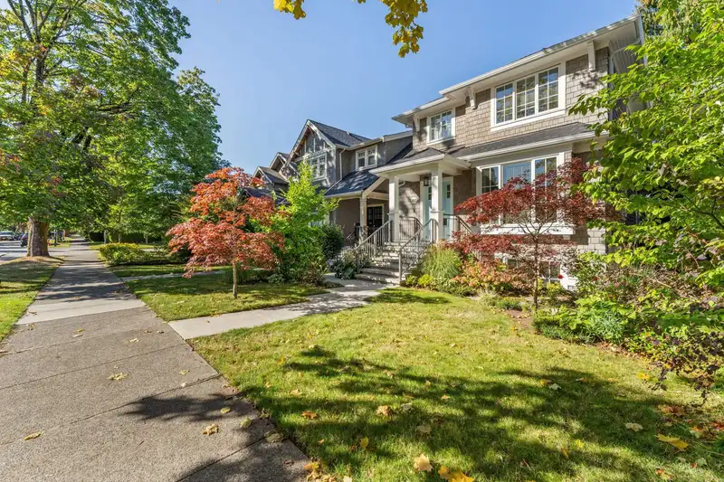 2975 W 15TH AVENUE - photo 2 of 40
