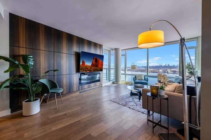 1406 210 SALTER STREET - photo 4 of 25