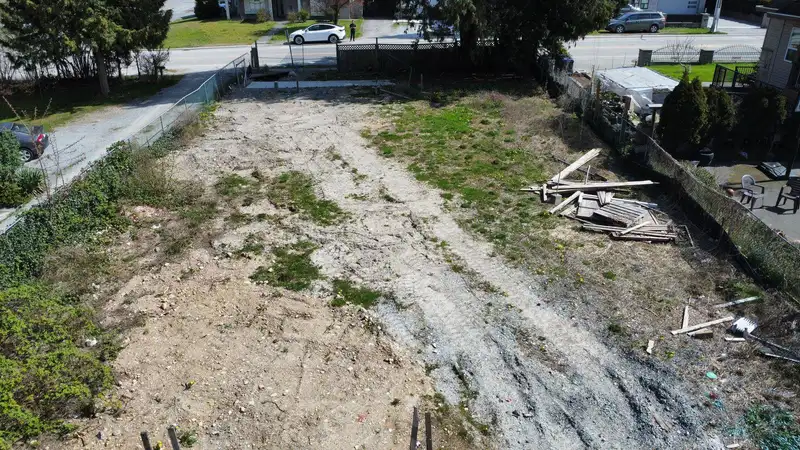 10583 128 STREET - photo 4 of 6