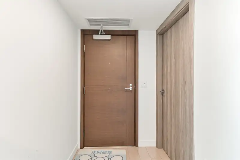2001 455 SW MARINE DRIVE - photo 4 of 29