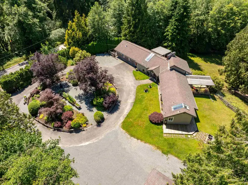 25177 64 AVENUE - photo 3 of 40