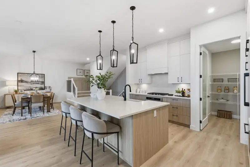 3416 KORBA AVENUE - photo 3 of 12