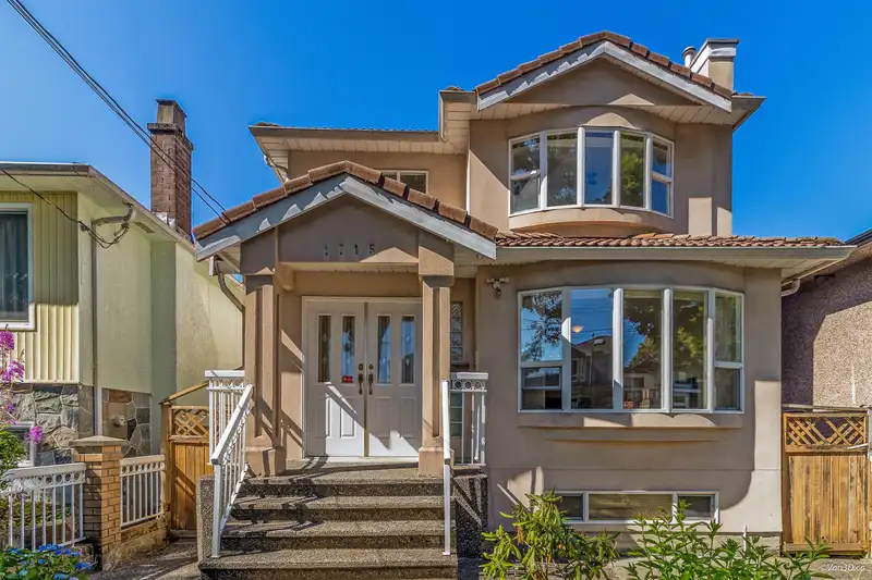1715 E 46TH AVENUE - photo 1 of 40