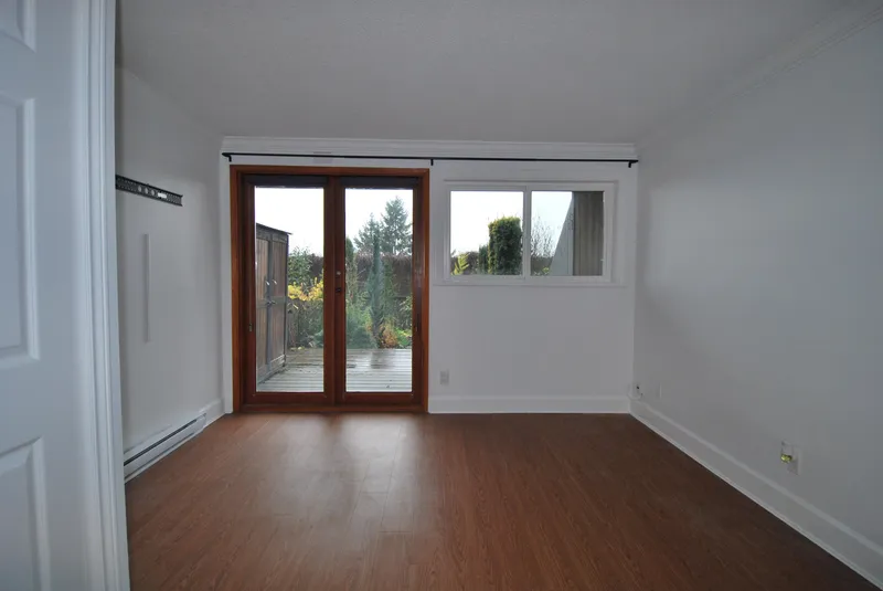 410 CROSSCREEK ROAD - photo 2 of 25