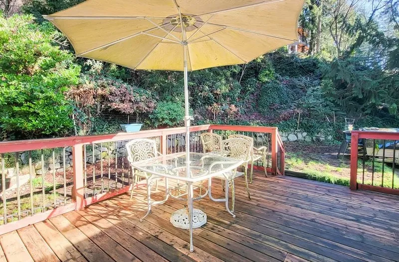 4670 WILLOW CREEK ROAD - photo 3 of 24