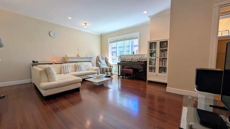 9 10999 STEVESTON HIGHWAY - photo 4 of 25