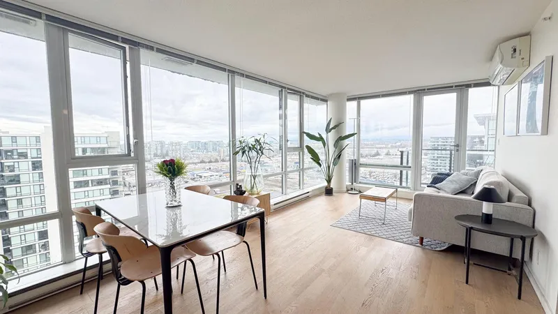 1802 7988 ACKROYD ROAD - photo 1 of 25