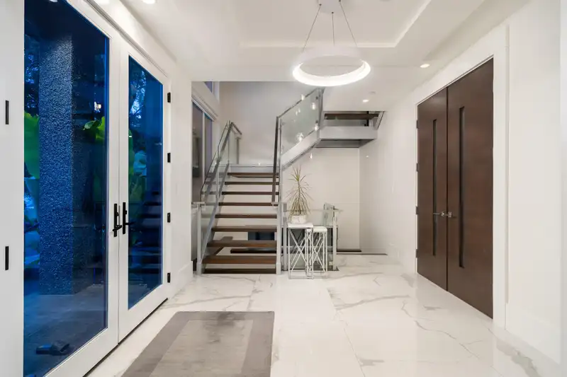 4623 W 4TH AVENUE - photo 3 of 40