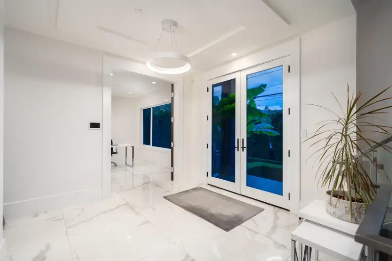 4623 W 4TH AVENUE - photo 4 of 40
