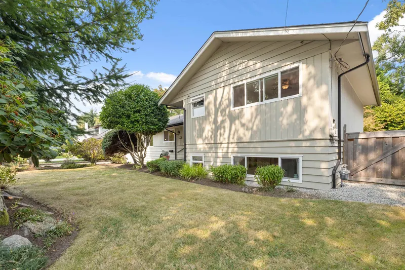 5259 12 AVENUE - photo 2 of 25