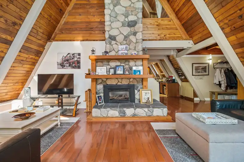 14241 SILVER VALLEY ROAD - photo 3 of 40