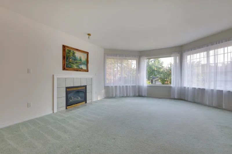 20509 123 AVENUE - photo 3 of 25