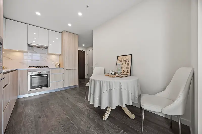 703 5311 GORING STREET - photo 2 of 18