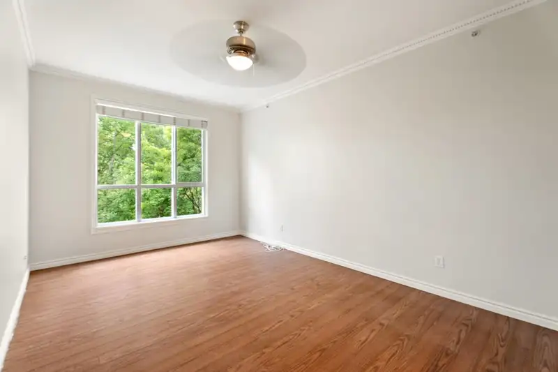 409 13860 70 AVENUE - photo 4 of 19