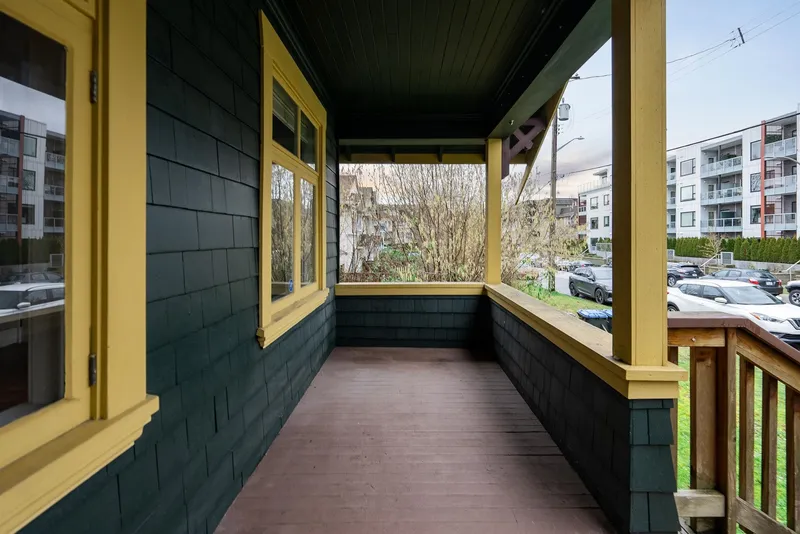 2336 RINDALL AVENUE - photo 3 of 25