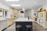 237 BALSAM AVENUE - thumbnail 13