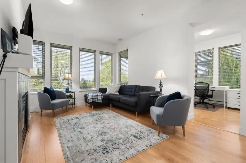 411 2338 WESTERN PARKWAY - photo 4 of 24