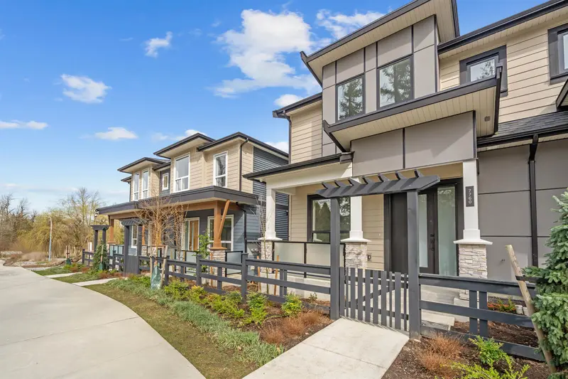 7756 196 STREET - photo 3 of 25