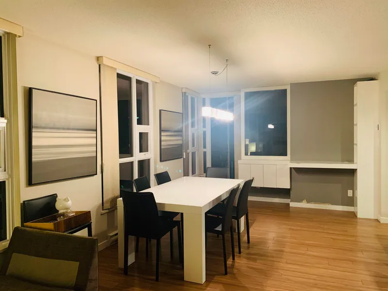 1406 2200 DOUGLAS ROAD - photo 4 of 9