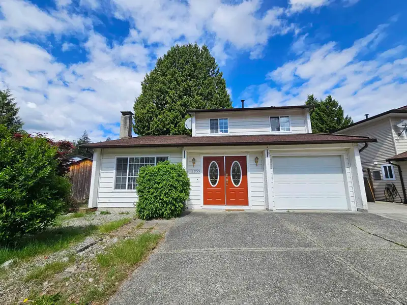 1955 FLYNN CRESCENT - photo 1 of 37