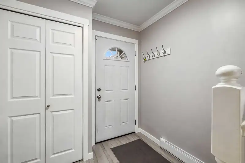 22 22411 124 AVENUE - photo 3 of 39