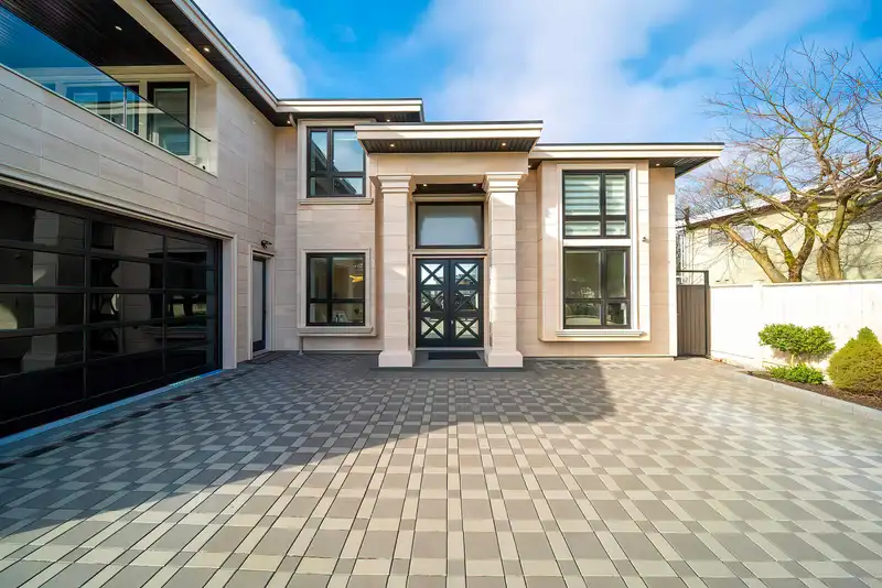 10471 SEAHAVEN DRIVE - photo 4 of 40