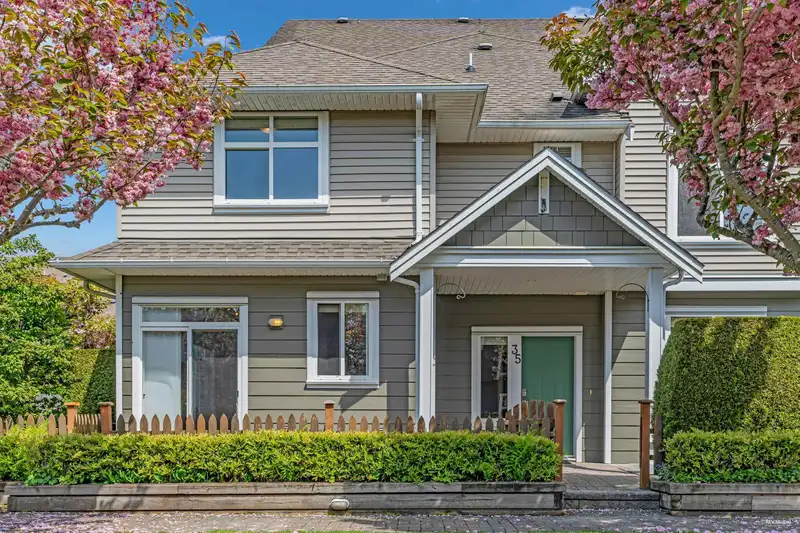 35 6300 LONDON ROAD - photo 1 of 20