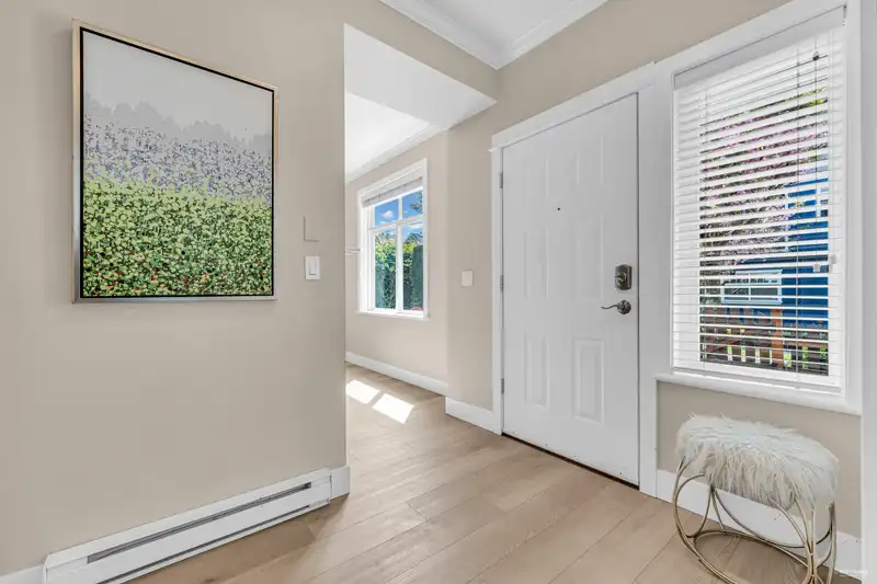 35 6300 LONDON ROAD - photo 3 of 20