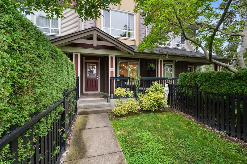 65 7088 191 STREET - photo 2 of 34