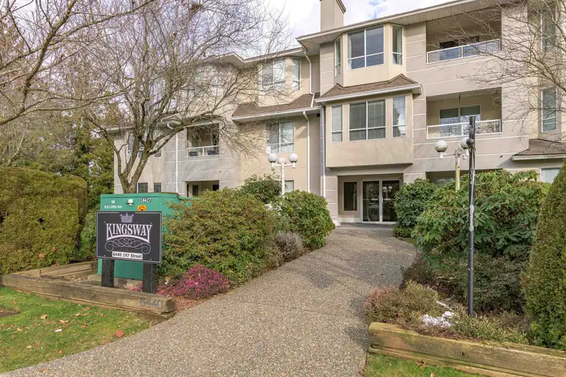 308 6440 197 STREET - photo 4 of 37