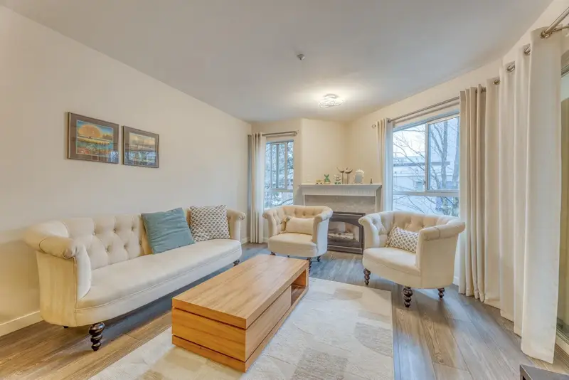 311 128 W 8TH STREET - photo 3 of 22