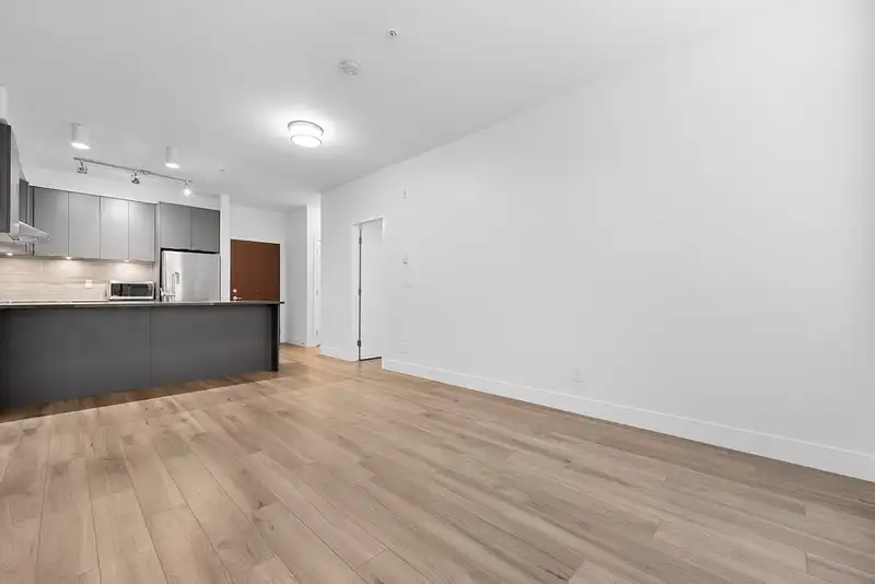 359 5355 LANE STREET - photo 2 of 28