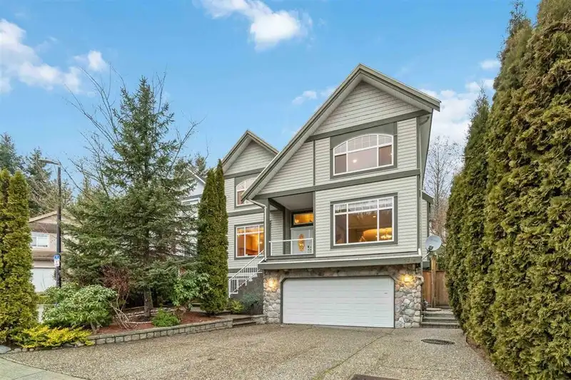 2018 TURNBERRY LANE - photo 1 of 38