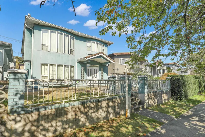 1257 E 60TH AVENUE - photo 3 of 25