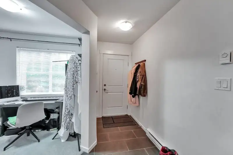 38 3010 RIVERBEND DRIVE - photo 2 of 31