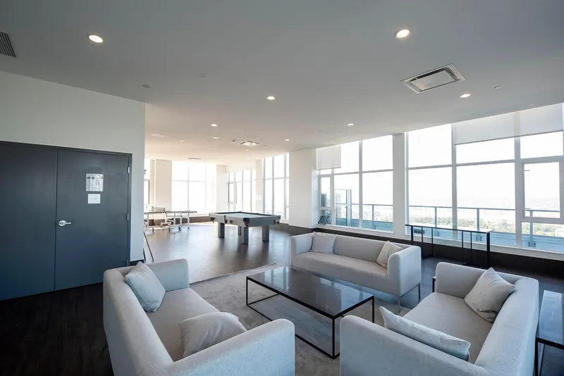 2808 13350 CENTRAL AVENUE - photo 3 of 25