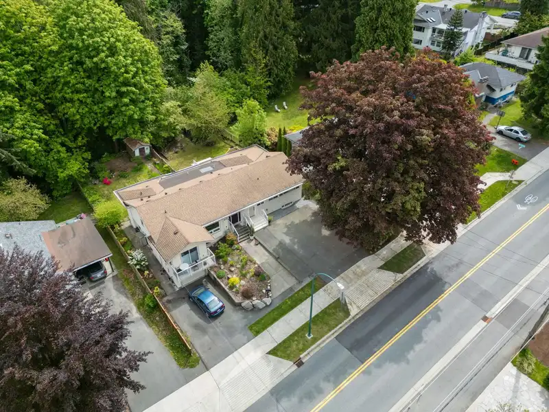 985 GATENSBURY STREET - photo 2 of 40