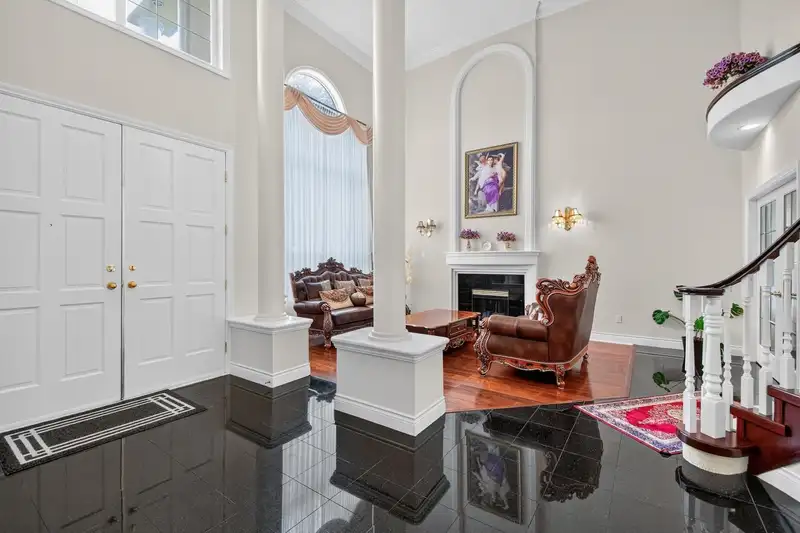 3092 FIRESTONE PLACE - photo 3 of 34