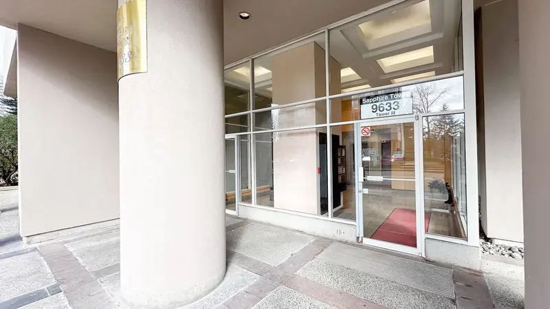 407 9633 MANCHESTER DRIVE - photo 2 of 25