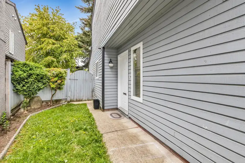 7368 PARKWOOD DRIVE - photo 2 of 28