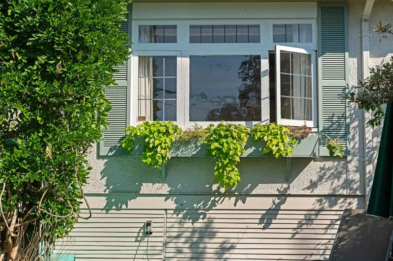 1376 11TH STREET - photo 3 of 33