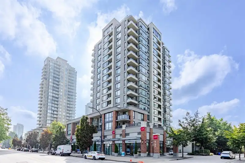 1602 4182 DAWSON STREET - photo 1 of 22