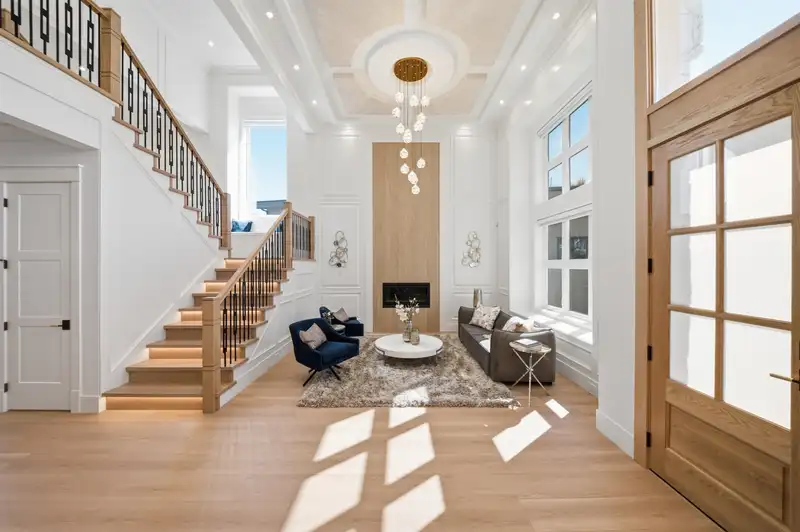 8160 FAIRLANE ROAD - photo 4 of 37