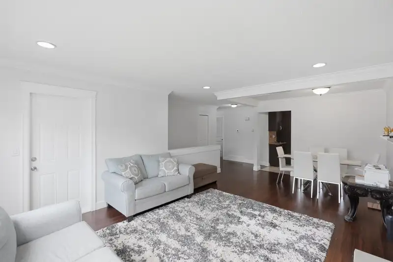 8081 112 STREET - photo 3 of 29