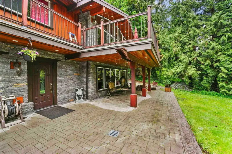 24115 110 AVENUE - photo 3 of 36