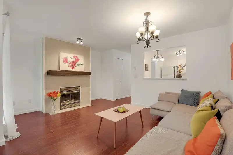 206 14980 101A AVENUE - photo 4 of 28