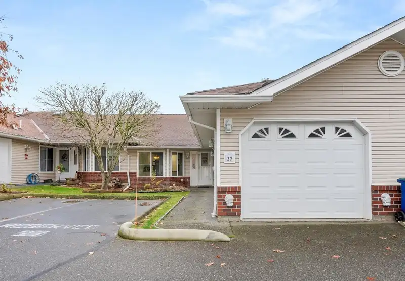 27 2006 WINFIELD DRIVE - photo 1 of 28