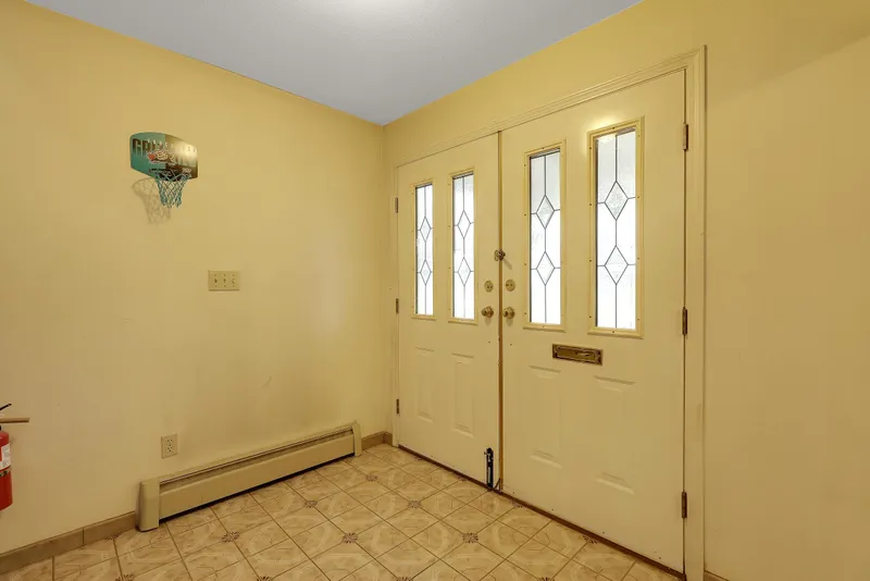 4680 HOY STREET - photo 3 of 25